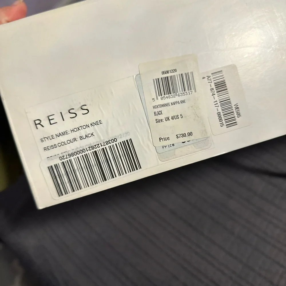 Black leather boots - Picture 2 of 5